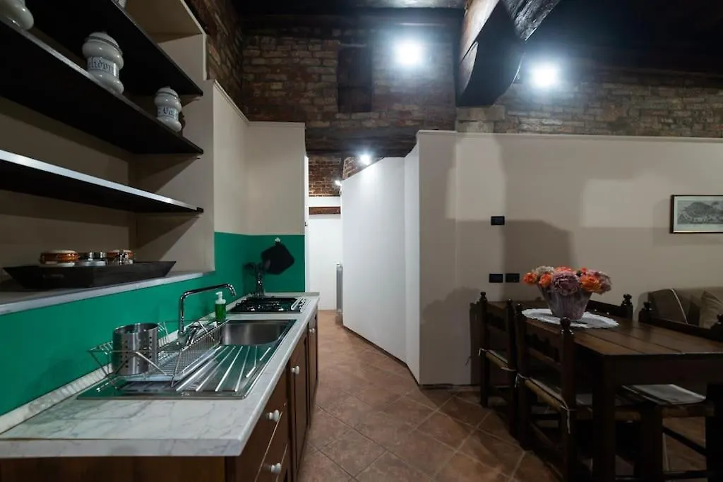Charming Open-Space Do Torri Venedig 0*,  Italien