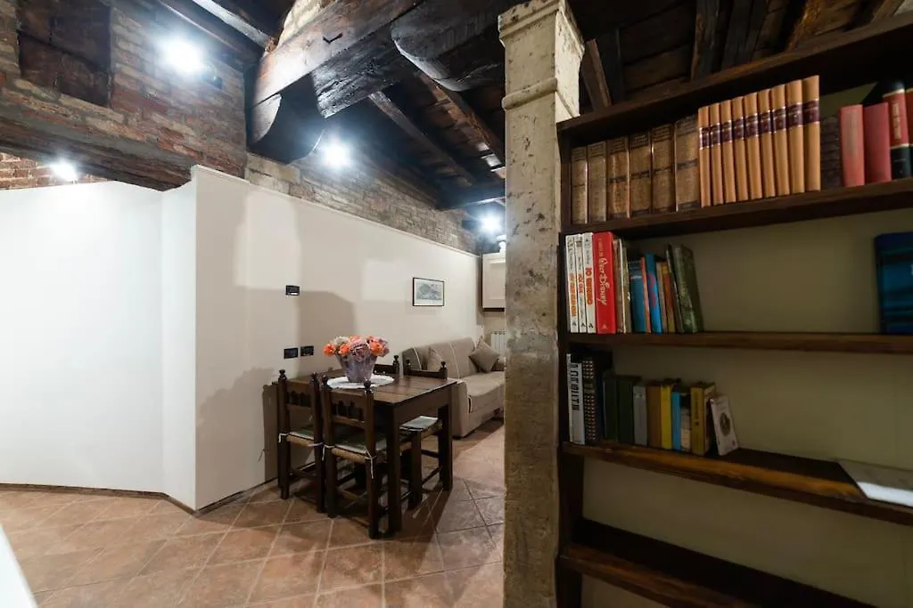 Charming Open-Space Do Torri Venedig 0*,